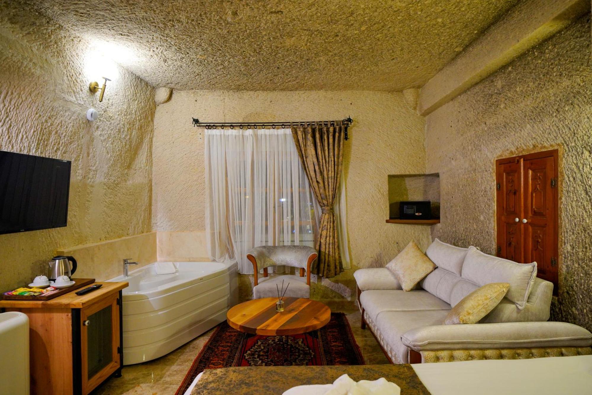 Cave Hotel Saksagan Göreme Habitación foto
